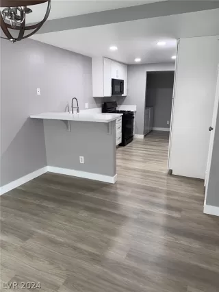 Photo #4: 2576727 Listing 