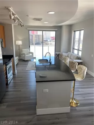 Photo #1: 2576807 Listing