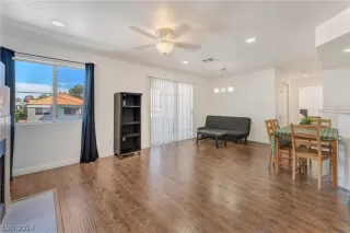 Photo #3: 2576827 Listing 