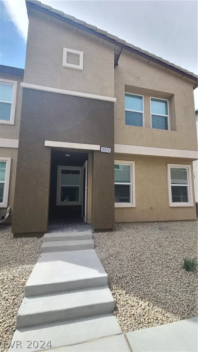 MLS: 2576841 Condo For Sale