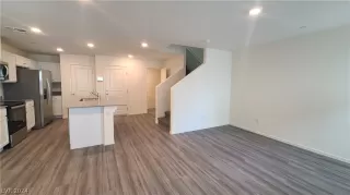 Photo #1: 2576841 Listing 