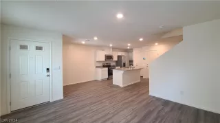 Photo #3: 2576841 Listing 