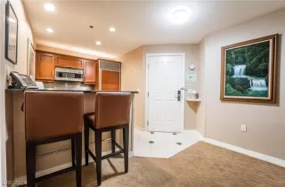 Photo #6: 2576846 Listing