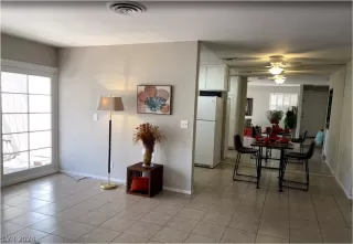 Photo #2: 2576853 Listing