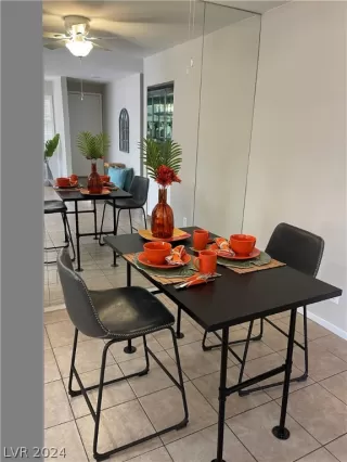 Photo #5: 2576853 Listing