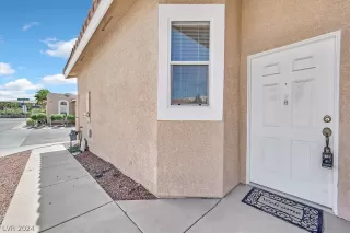 Photo #1: 2576857 Listing 