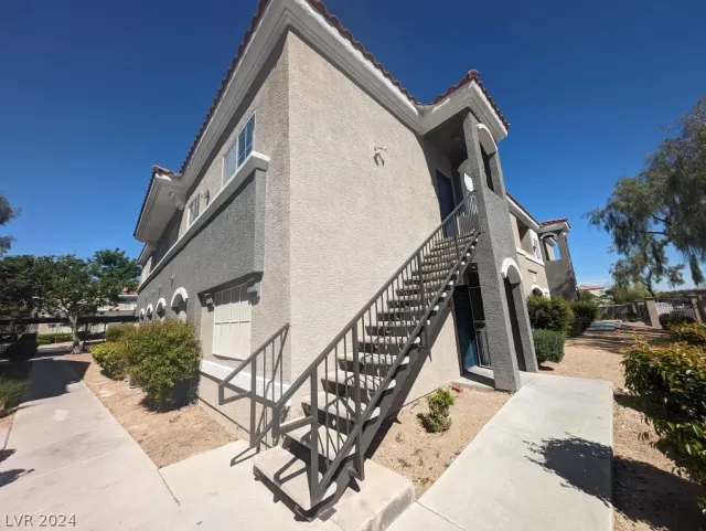 MLS: 2576867 Condo For Sale