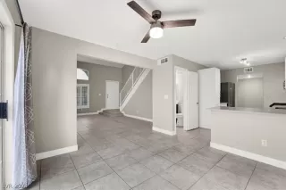 Photo #5: 2576886 Listing 