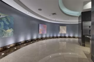 Photo #2: 2576898 Listing 