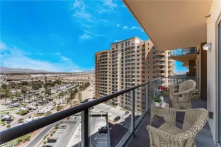 Photo #1: 2576926 Listing 