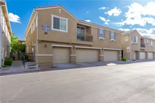 Photo #2: 2576932 Listing 