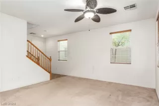 Photo #3: 2576932 Listing 