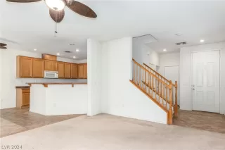 Photo #4: 2576932 Listing 