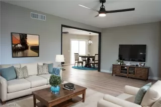 Photo #3: 2576944 Listing