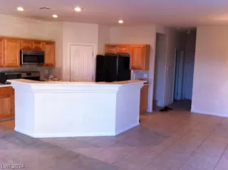 Photo #2: 2576950 Listing 