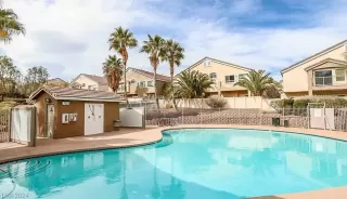 Photo #6: 2576950 Listing 