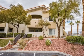 Photo #2: 2577002 Listing