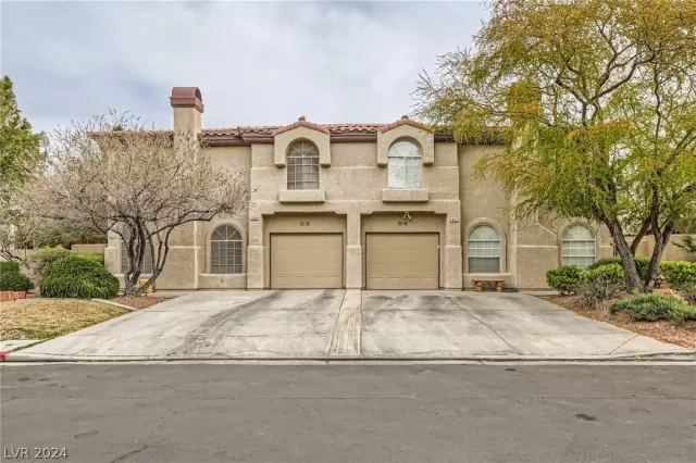 MLS: 2577035 Condo For Sale