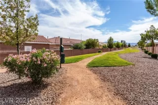 Photo #1: 2577118 Listing 