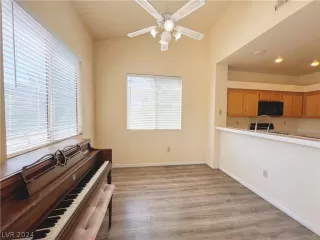 Photo #5: 2577140 Listing 