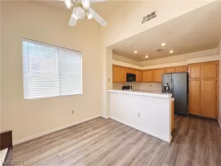 Photo #6: 2577140 Listing 