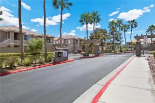 Photo #1: 2577142 Listing 