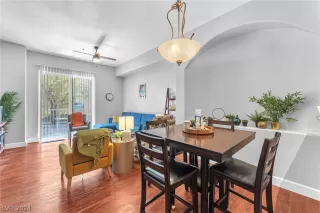 Photo #1: 2577190 Listing