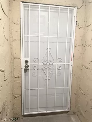 Photo #1: 2577204 Listing