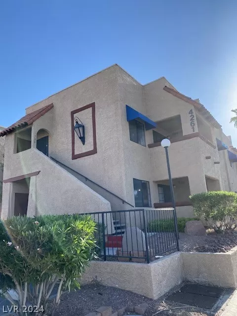 MLS: 2577207 Condo For Sale