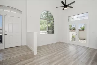 Photo #3: 2577232 Listing 