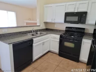Photo #5: 2577243 Listing 