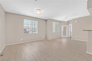 Photo #5: 2577250 Listing