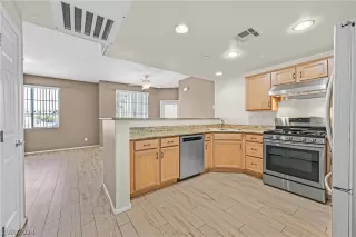 Photo #6: 2577250 Listing