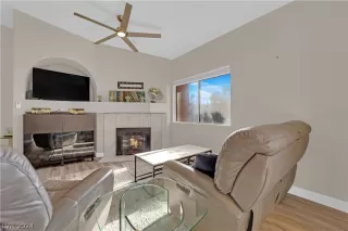 Photo #5: 2577283 Listing