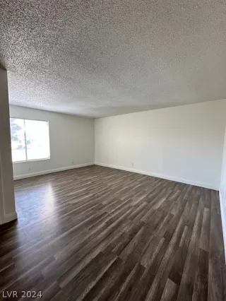 Photo #4: 2577295 Listing 