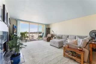 Photo #2: 2577321 Listing