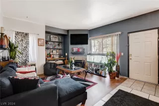 Photo #6: 2577328 Listing