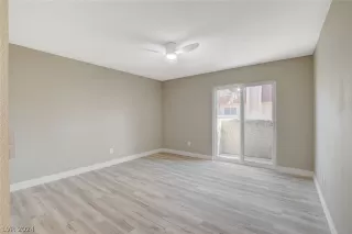 Photo #2: 2577337 Listing