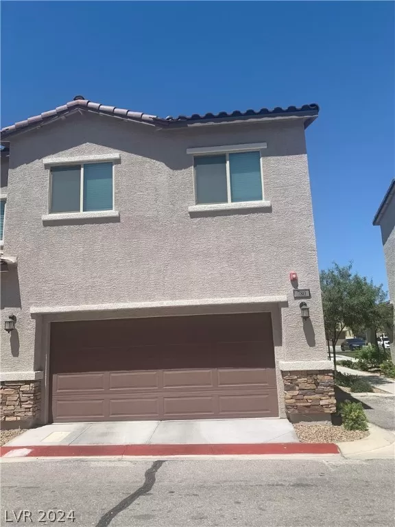 MLS: 2577344 Condo For Sale