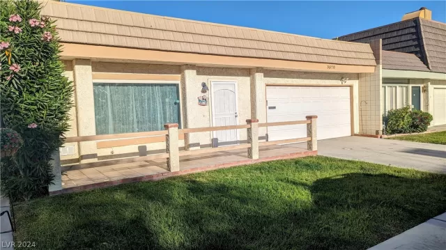 MLS: 2577362 Condo For Sale