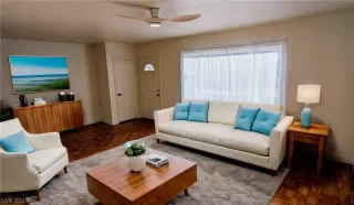 Photo #2: 2577362 Listing