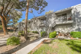 Photo #3: 2577383 Listing 