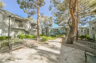 Photo #5: 2577383 Listing 