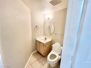 Photo #5: 2577395 Listing 