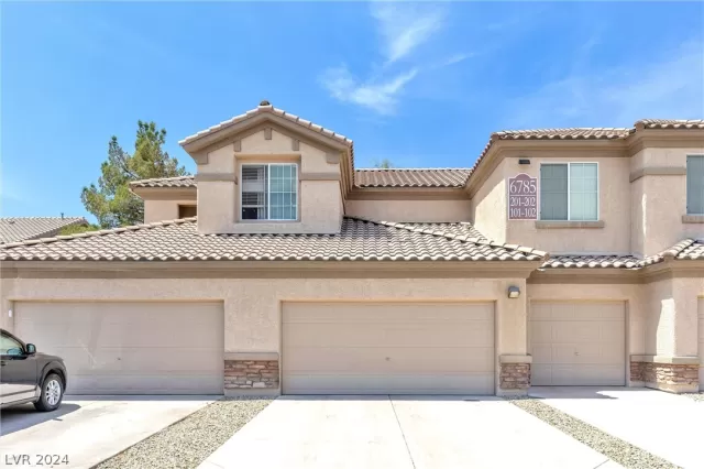 MLS: 2577399 Condo For Sale