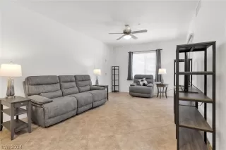 Photo #2: 2577399 Listing 