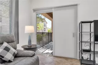 Photo #5: 2577399 Listing 