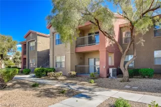 Photo #1: 2577400 Listing