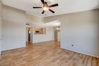 Photo #2: 2577400 Listing