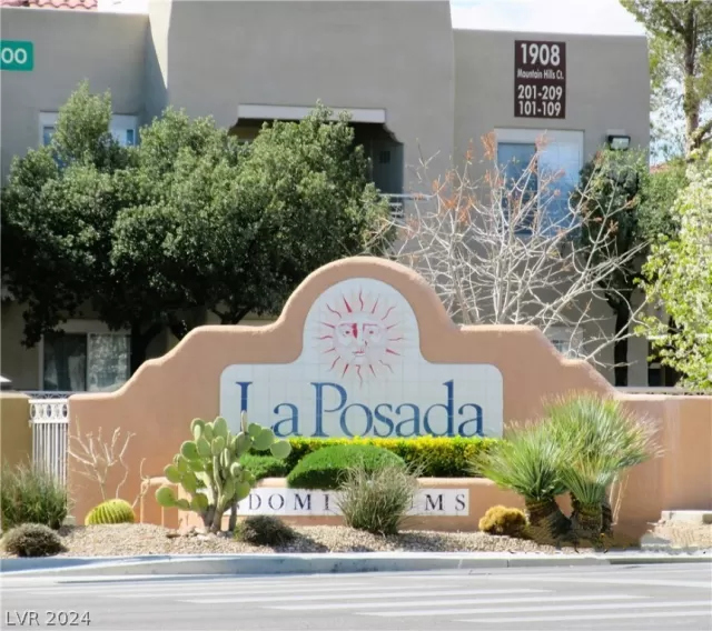 MLS: 2577408 Condo For Sale